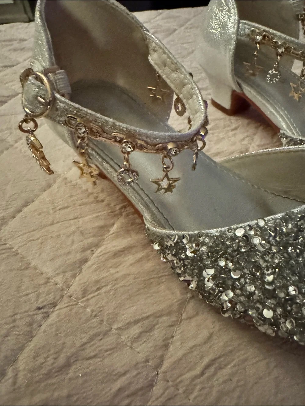 Amazon sparkling glitter